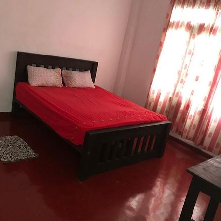 Everest Rooms Piliyandala Kültér fotó