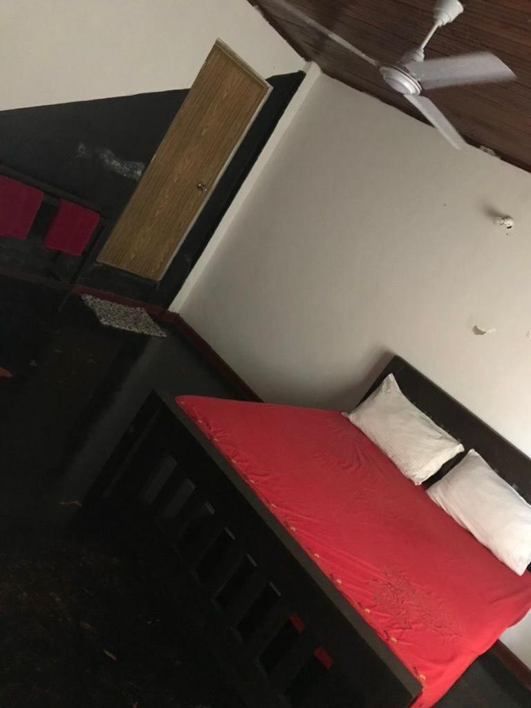 Everest Rooms Piliyandala Kültér fotó