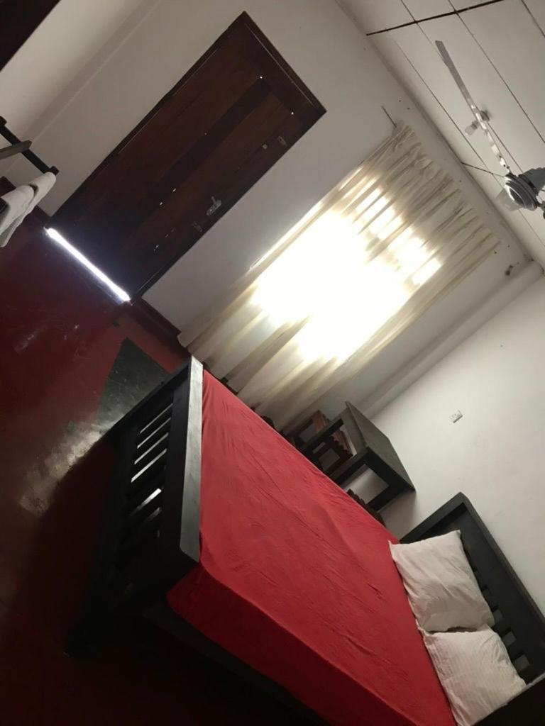 Everest Rooms Piliyandala Kültér fotó